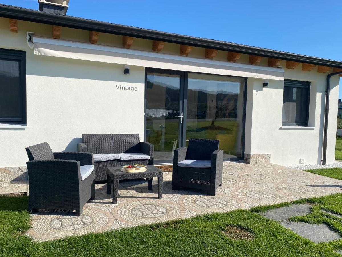 Apartamentos Turisticos Villacordido Villaframil 리바데오 외부 사진