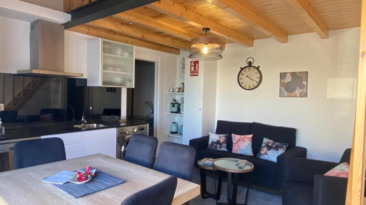 Apartamentos Turisticos Villacordido Villaframil 리바데오 외부 사진