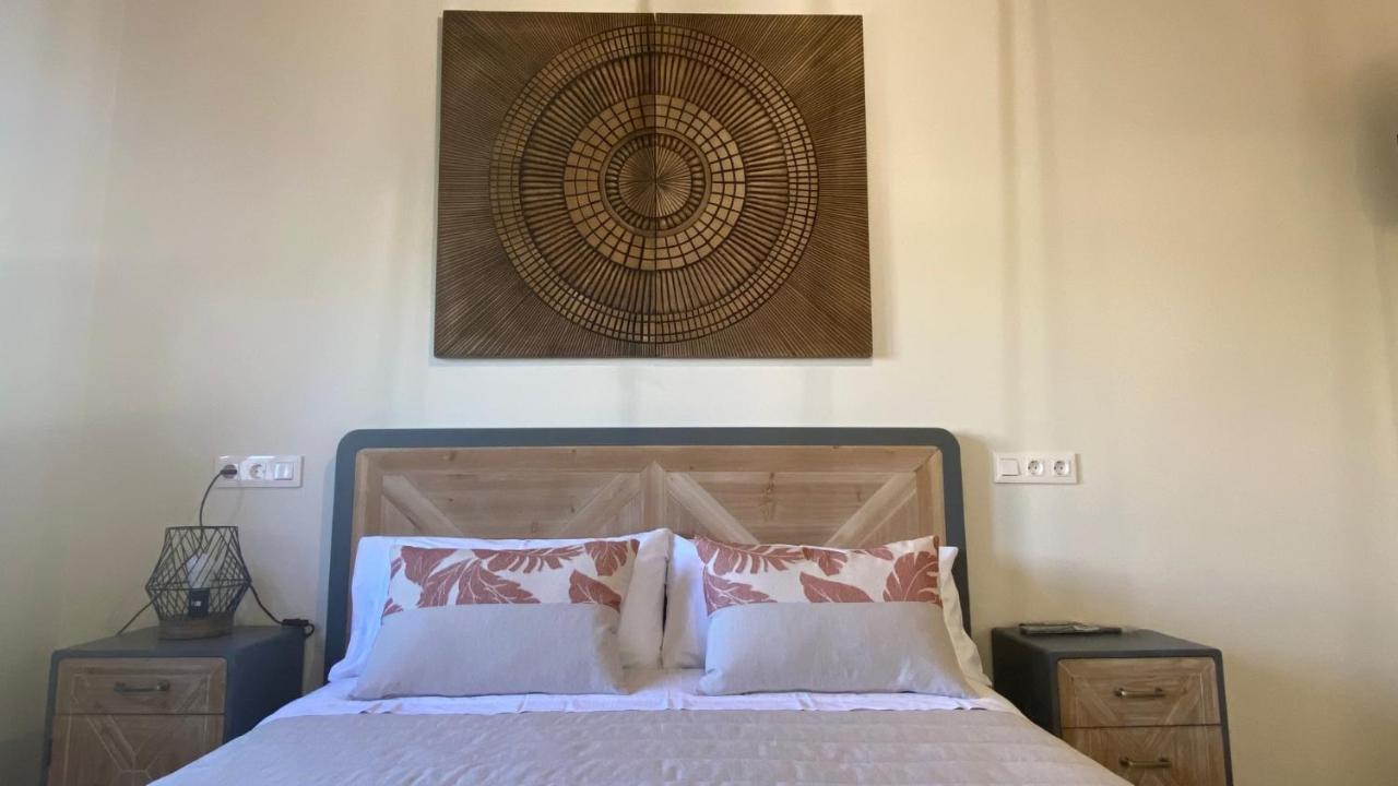 Apartamentos Turisticos Villacordido Villaframil 리바데오 외부 사진