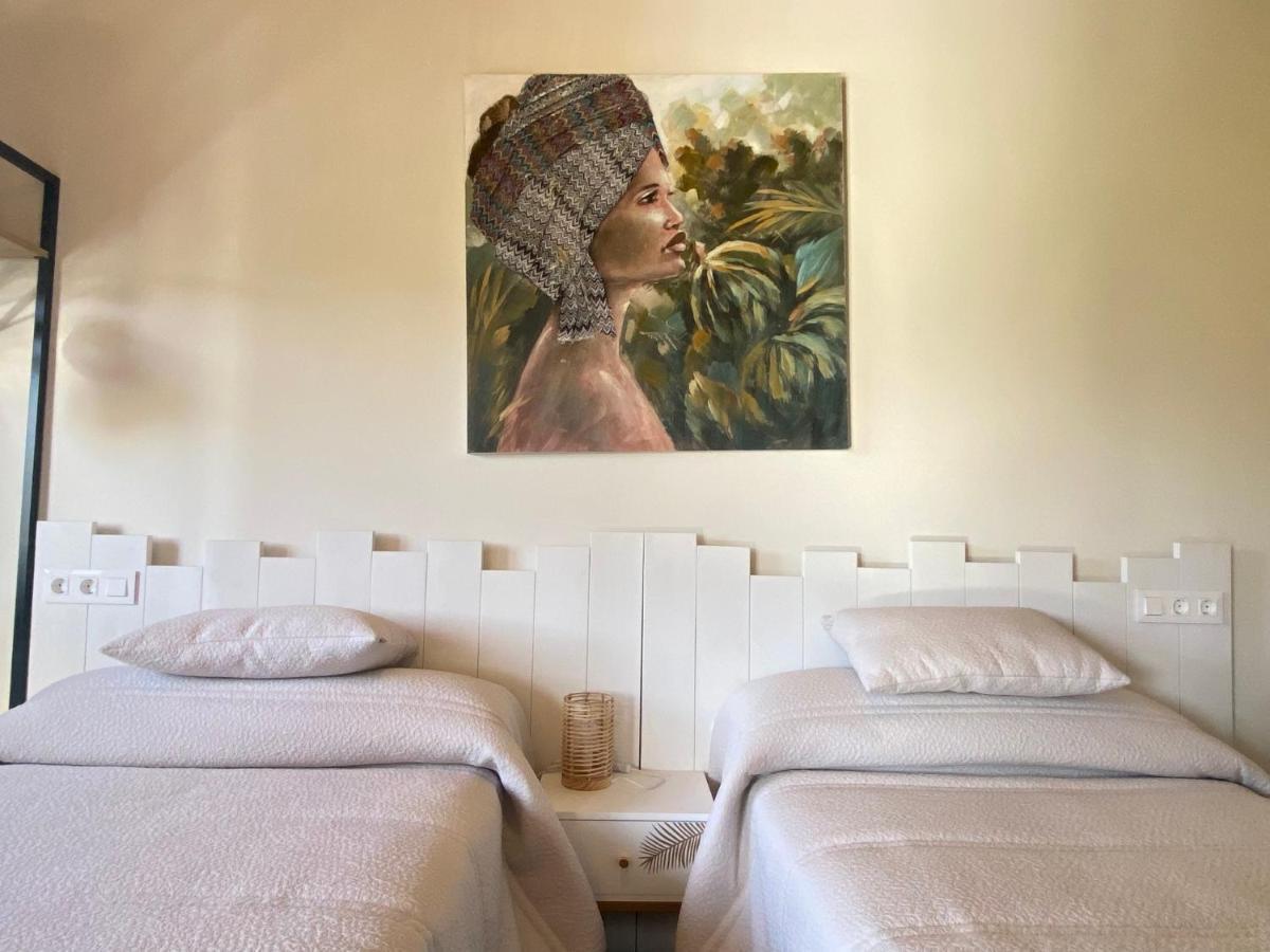 Apartamentos Turisticos Villacordido Villaframil 리바데오 외부 사진